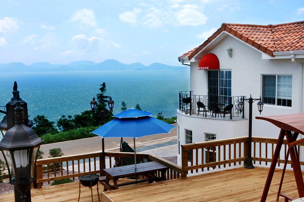 Namhae Bluemare Pension Kültér fotó