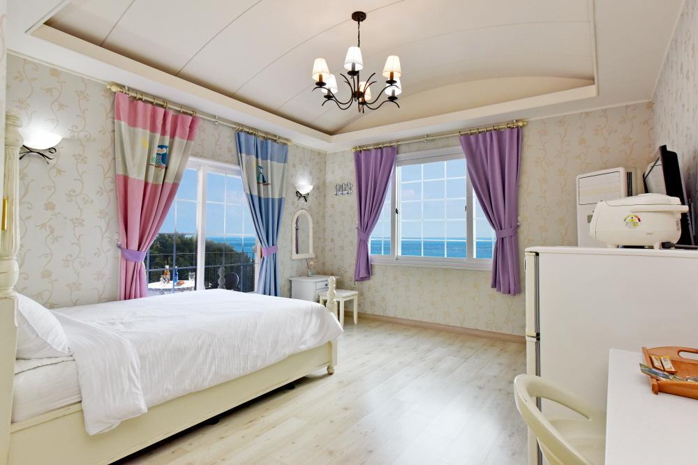 Namhae Bluemare Pension Kültér fotó