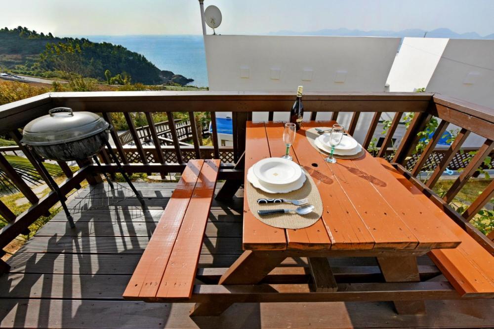 Namhae Bluemare Pension Kültér fotó